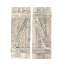 Set Of Two Rustic Weathered Grey Wood Decorative Window Shutters - $2,817.71 MXN
