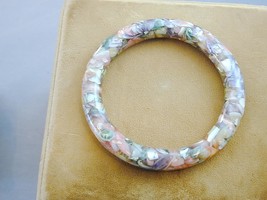 Multi Colored Mother Of Pearl Encased In Lucite Bangle Bracelet - £23.94 GBP