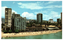 Waikiki Shore Reef Hotel &amp; The Halekulani Hotels on Waikiki Beach Postcard - £7.74 GBP