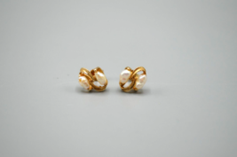 10k Gold Stud Earrings Double Pearl Setting Natural BY Stamp 0.98g - £61.15 GBP