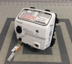 Honeywell Water Heater Control Gas Valve WV8840C1406 - $59.35