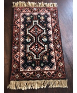 Vintage hand knotted wool rug - £48.58 GBP