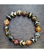 Agata di perle Dzi tibetane - simboli protettivi - bracciale di perle sp... - $89.35