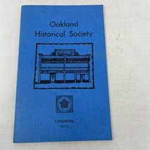 Oakland Iowa Historical Society Cookbook 1975 Bicentennial Softcover Rec... - £7.76 GBP