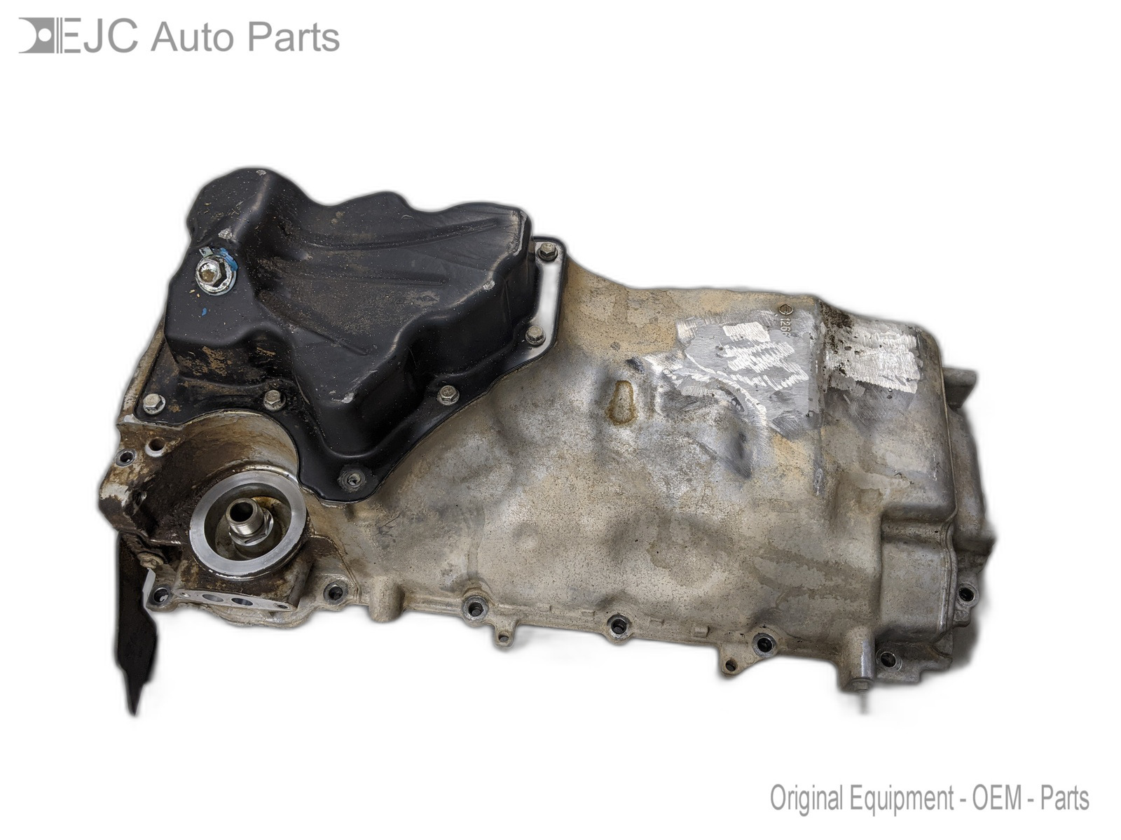 Engine Oil Pan For 16-19 Chevrolet Silverado 1500  5.3 1266994 L83 - $148.45