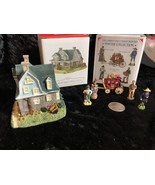 Liberty Falls 1998 - Miller Family&#39;s House, Mail Coach and 4 figurines -... - £9.82 GBP