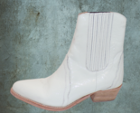 FREE PEOPLE New Frontier Chelsea Boot, Ivory Patent Leather sz 39, 8.5 - $69.26