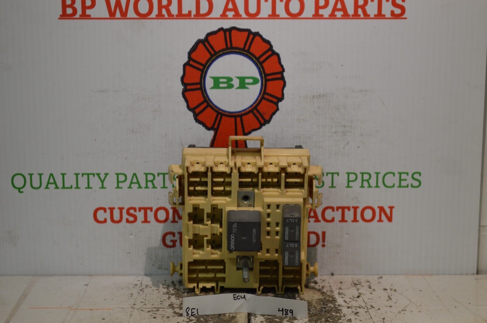 1577099701 Chevrolet Silverado 1999 Fuse Box Junction OEM Module 489-8E1 - $12.99