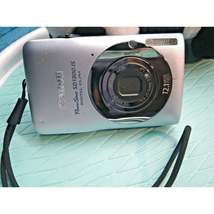 Canon Powershot SD1300 Digital Camera - £140.73 GBP