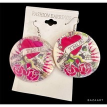 VTG 1990&#39;s Ed Hardy Style Painted Shell Dangle Earrings That Read &quot;True&quot; - £11.83 GBP