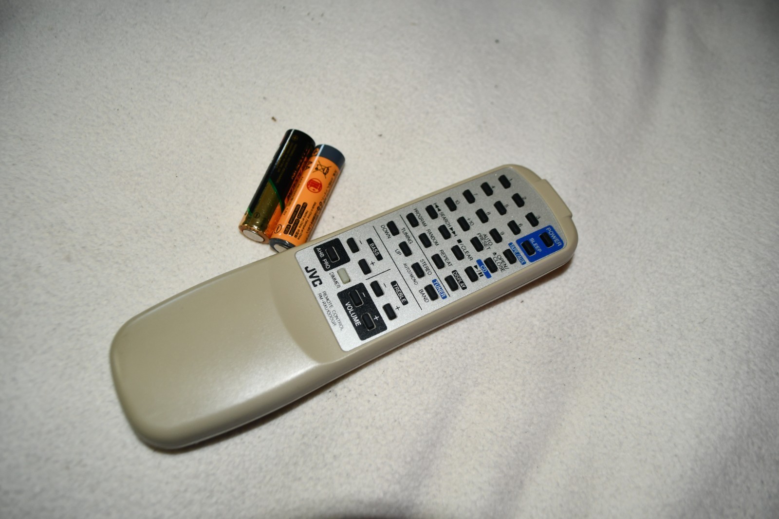 JVC RM-RXU1000GR AUDIO REMOTE TESTED W BATTERIES GENUINE - $30.94