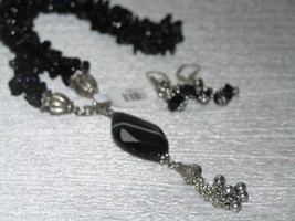 Estate Demi Black Glass or Stone Nugget with Agate Tassel Necklace &amp; Dangle Ear - £18.69 GBP