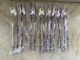 1847 Rogers Bros Silverplate Remembrance Set of 8 Iced Tea Spoons NEW SEALED - £31.44 GBP