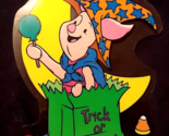 1998 Halloween Diecut Disney Piglet Winnie the Pooh Trick or Treat  Pape... - $9.85