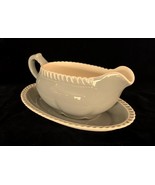 Vintage Harker Pottery Chesterton Gray/White Gravy Boat w Under Plate - $244.42 MXN
