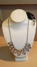 Paparazzi Silver Tone Rhinestone Necklace And Earring Set (NEW) - £13.25 GBP