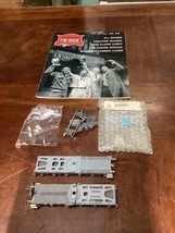 2 Model Trains With Loose Pieces/Accessories + Remember The Rock Train C... - €8,59 EUR