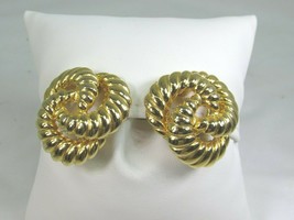Vintage Gold Tone Knot clip On Earrings 52143 - £12.50 GBP