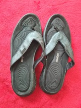 Reebok Black Slip On Sports  Slippers for women Size 6.5(uk) - £25.17 GBP