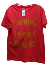 Harry Potter heathered red t shirt I don&#39;t go Looking for Trouble finds ... - $17.66