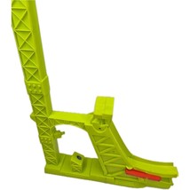2004 HOT WHEELS CYBORG ATTACK TRACK PART PIECE #3 - $232.05 MXN