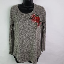 Pen Paper Womens Sweater Medium Black White Gray Marled Rose Embroidery Thin - £10.96 GBP