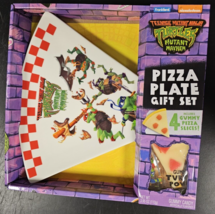 TMNT Teenage Mutant Ninja Turtles Mutant Mayhem Pizza Shaped Plate Gift, Gummies - £27.68 GBP