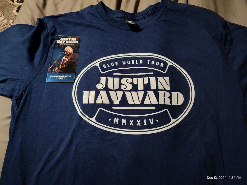 2024 Justin Hayward Blue World Tour Concert Tour T-Shirt Size Large /  Ticket