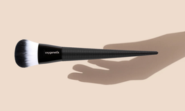 Oxygenetix Smooth Finish Foundation Brush image 6