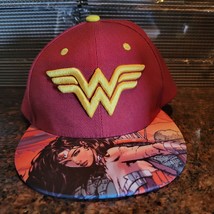 Wonder Woman Comic &amp; Logo  DC Comics Adult Snapback Cap Hat Six Flags Red - £9.14 GBP