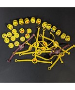 Teacher Prizes Party Favors Silicone Bracelets Emoji Bracelet Rings Eras... - $256.08 MXN