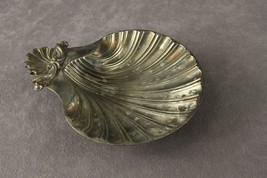 Vintage Reproduction Metal Silverplate Sheffield 1700-1800 Scallop Shell... - $20.89