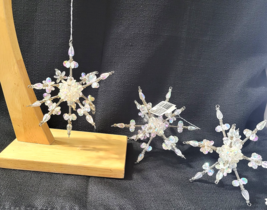 Lot 3 Snowflake Iridescent Beaded 5" 3-D Ornaments Iridescense Beads - $514.06 MXN