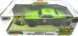 Jada - 33386 - Ninja Turtles  Raphael &amp; 1967 Chevy Camaro - Scale 1:24 - £31.38 GBP