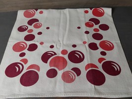 Tea Dish Hand Towel Cotton Red CIrcles Bubbles 17.5x31 - $14.00