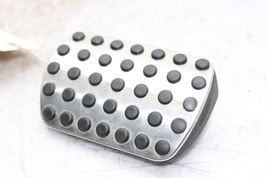12-15 MERCEDES-BENZ E350 Brake Pedal Cover F498 image 9