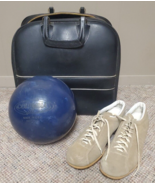 Columbia 300 16 pound Bowling Ball Mass Chaoes w Bag and Brunswick Shoes - $26.93