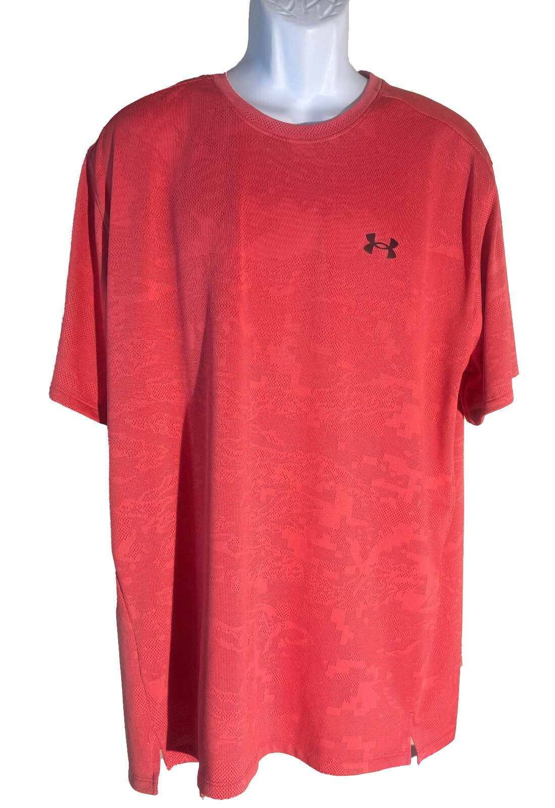 UNDER ARMOUR Men&#39;s Loose Short Sleeve Crew Neck Shirt XXL - $10.88