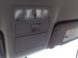 Console Front Roof Without Sunroof With Bluetooth Fits 08-10 HIGHLANDER - $88.36