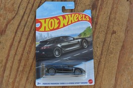 HFW37 Hot Wheels 1/5 Porshe Panamera Turbo Se Hybrid Sport Turismo Ap - £5.19 GBP