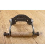 Toilet Paper Holder Cast Iron Bathroom Wall Fixture Metal & Wood *SLIGHT... - €24,04 EUR Toilet Paper Holder Cast Iron Bathroom Wall Fixture Metal & Wood *SLIGHT... - €24,04 EUR