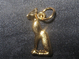 30MM 3-D Gold Pewter Egypt Egyptian Kitten Bastet Cat Pendant Charm Necklace - £7.90 GBP