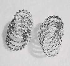 Beautiful Pair of Silvertone Twisted Cable Screw/Clip on Earrings. One Owner. - £7.13 GBP