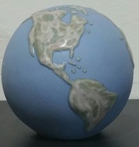 Lladro Globe Paperweight # 6138 - £63.39 GBP
