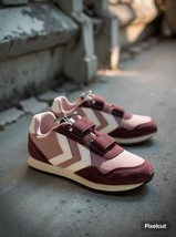 Sneaker Hummel  Gr 35 - $528.32 MXN