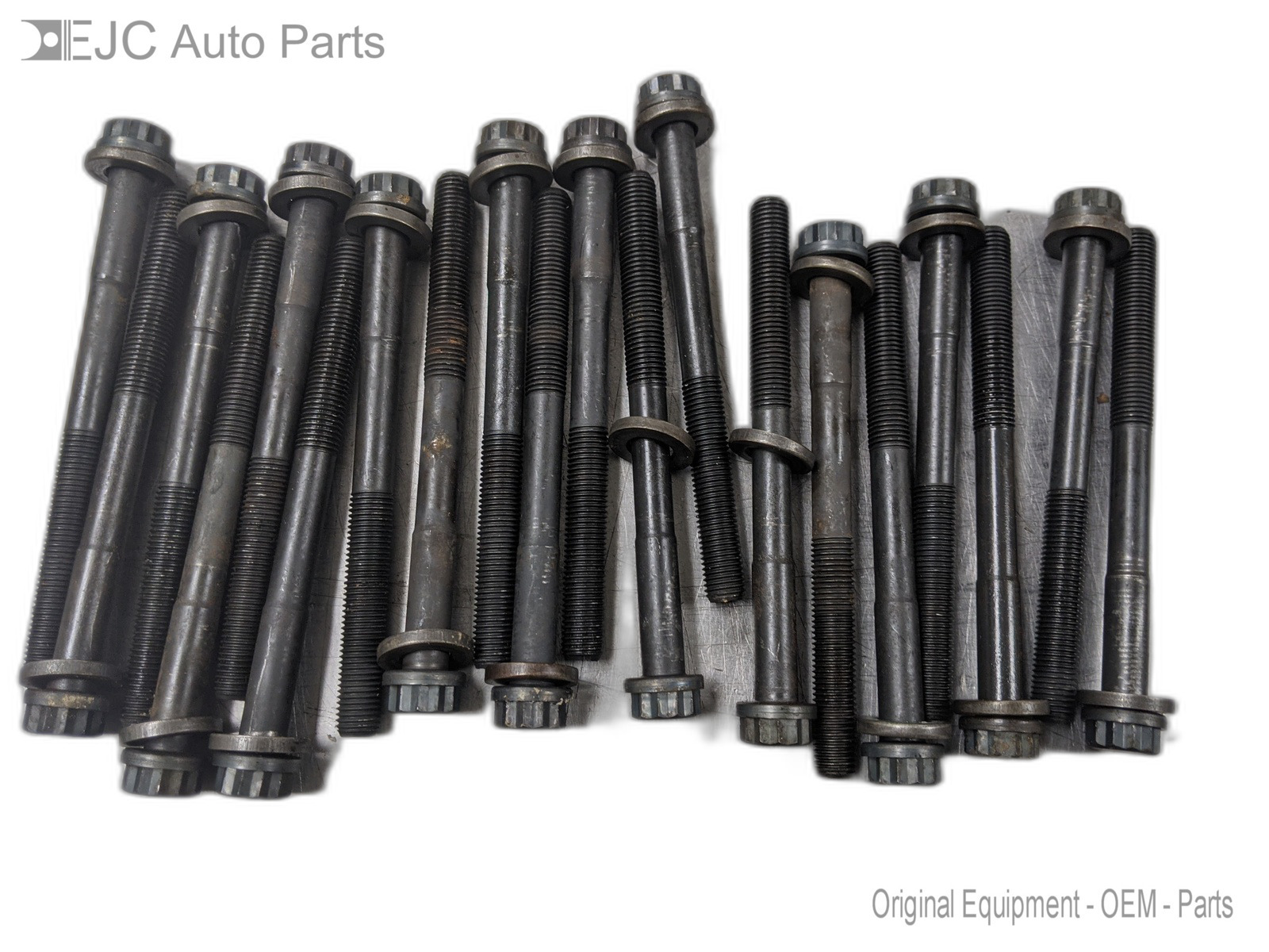 Cylinder Head Bolt Kit For 07-09 Toyota Tundra  4.7 9091002181 4WD - $34.60