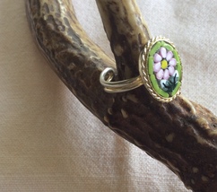 Adjustable Micro Mosaic Ring with Pink Flower on Green Tile Background - £19.12 GBP