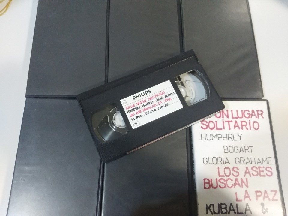 LOT 5 - 6 X VHS ORIGINAL RECORDED VIDEO TAPES - TO RERECORD ON TOP-
show orig... Item image 3