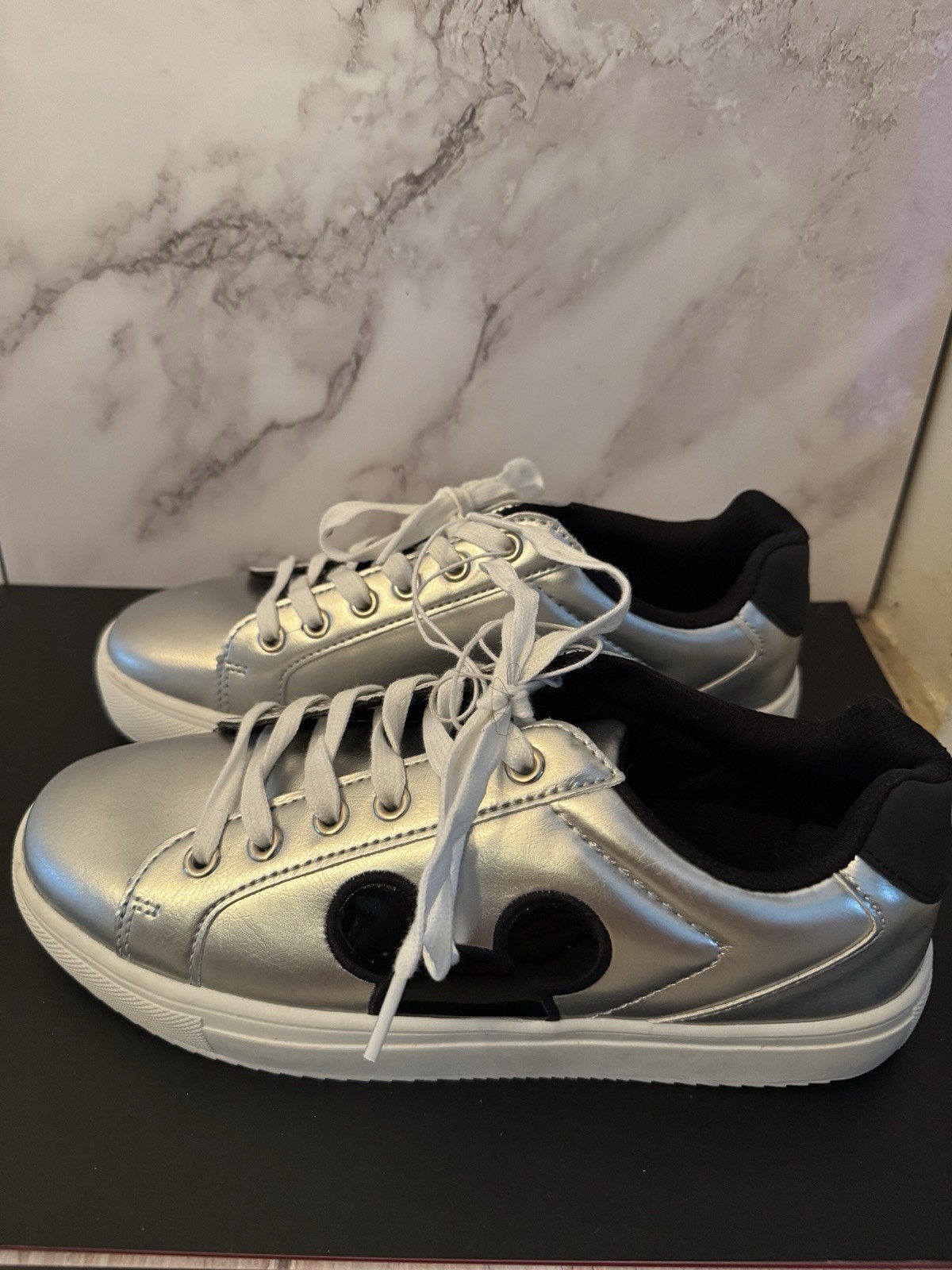 Disney Mickey Mouse Black Head Character Court Sneakers Shoes Size 9 - $25.74
