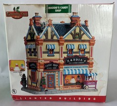 2009 Lemax Coventry Cove Maddie&#39;s Candy Shop Lighted Building in Original Box - £31.13 GBP